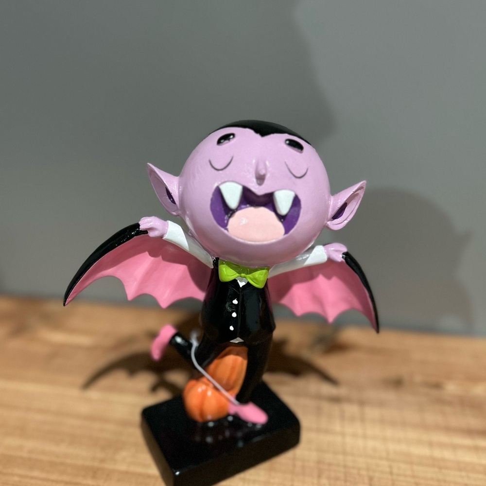 NWT Ghoulish Dracula